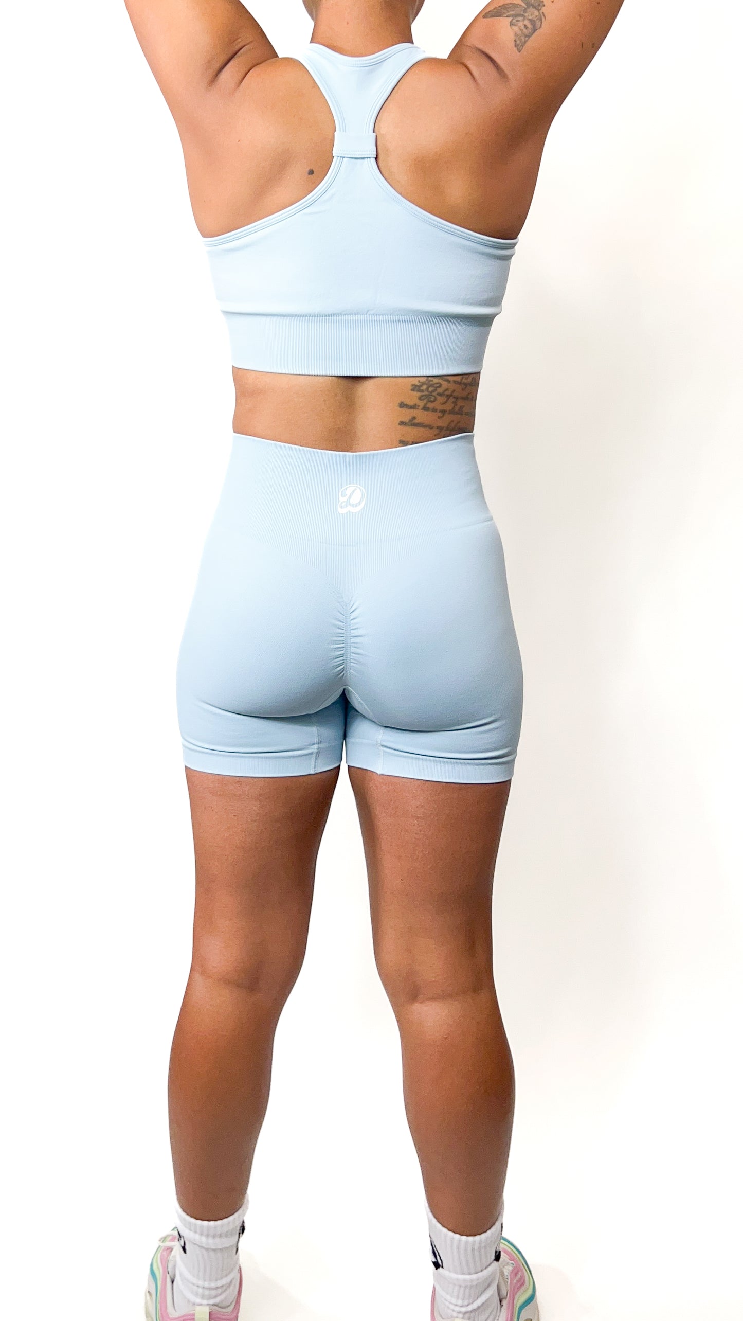 Sky Essentials High Seamless Shorts